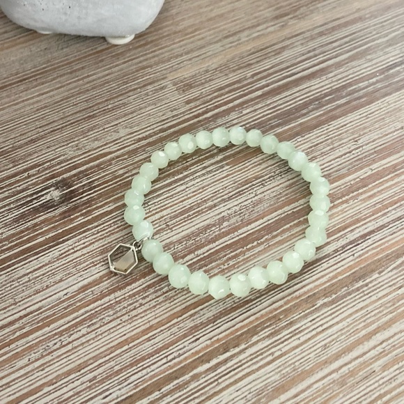 Aventurine Energy Bracelet-faceted - Picture 5 of 7